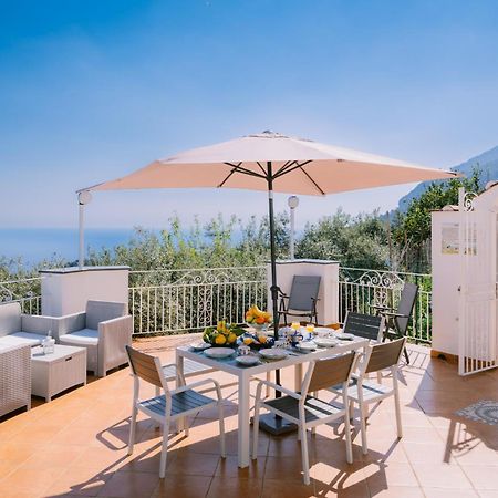 Infinity Experience Casa Vacanza Incantevole Con Terrazzo Scala Εξωτερικό φωτογραφία