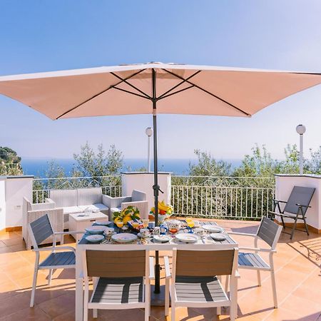 Infinity Experience Casa Vacanza Incantevole Con Terrazzo Scala Εξωτερικό φωτογραφία