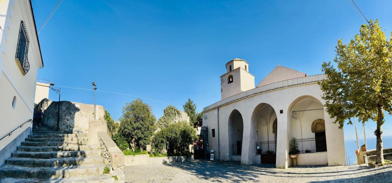 Infinity Experience Casa Vacanza Incantevole Con Terrazzo Scala Εξωτερικό φωτογραφία