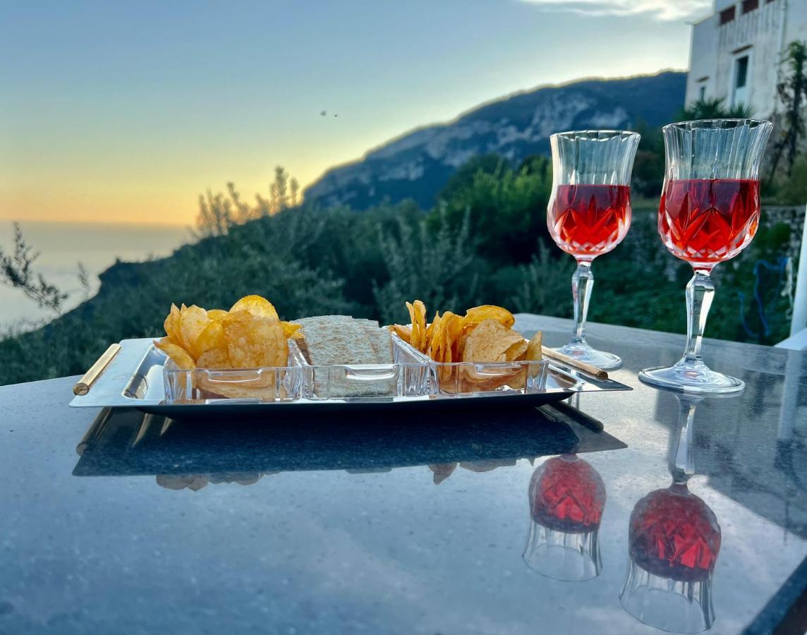 Infinity Experience Casa Vacanza Incantevole Con Terrazzo Scala Εξωτερικό φωτογραφία