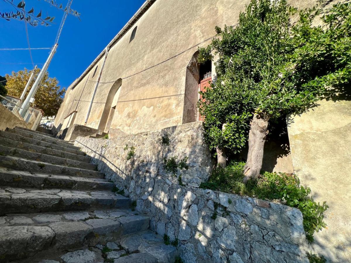 Infinity Experience Casa Vacanza Incantevole Con Terrazzo Scala Εξωτερικό φωτογραφία