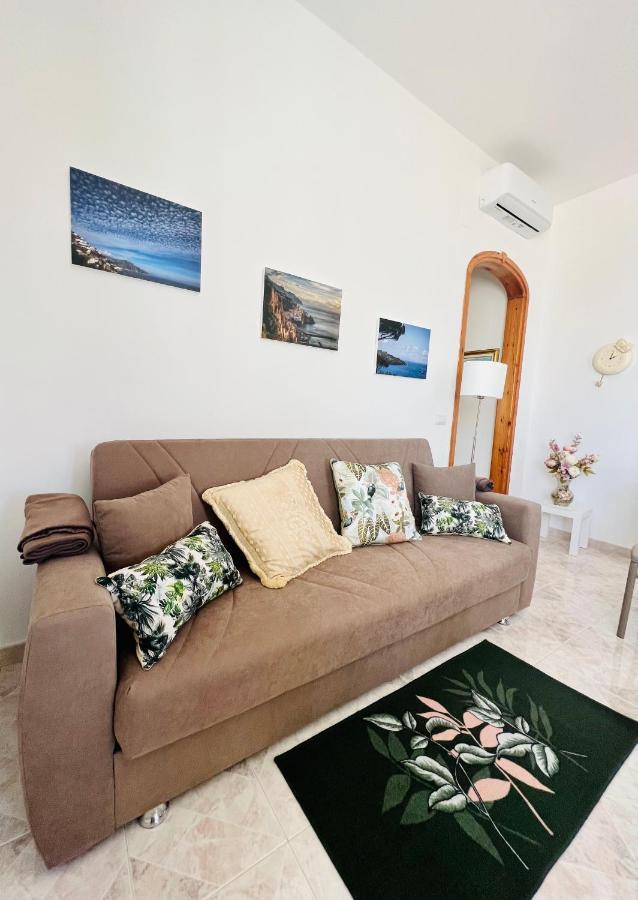 Infinity Experience Casa Vacanza Incantevole Con Terrazzo Scala Εξωτερικό φωτογραφία