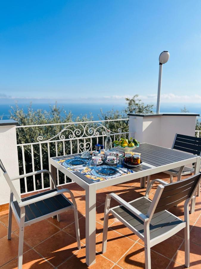 Infinity Experience Casa Vacanza Incantevole Con Terrazzo Scala Εξωτερικό φωτογραφία