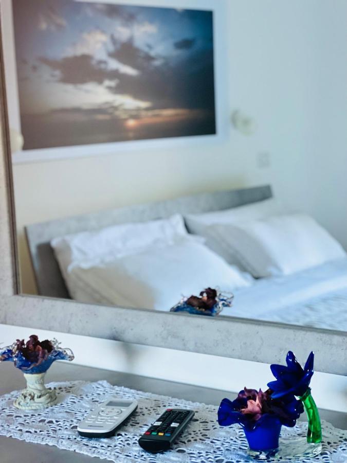 Infinity Experience Casa Vacanza Incantevole Con Terrazzo Scala Εξωτερικό φωτογραφία