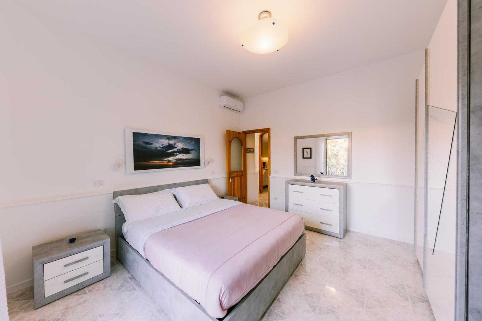 Infinity Experience Casa Vacanza Incantevole Con Terrazzo Scala Εξωτερικό φωτογραφία